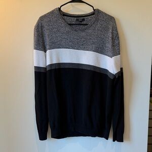 Alfani Men's Gray, White, and Black Crewneck Sweater